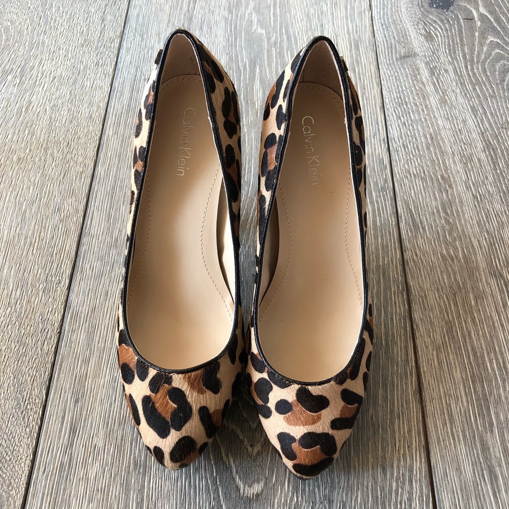 Calvin Klein Emmy Leopard Print Pumps - Picture 3 of 7